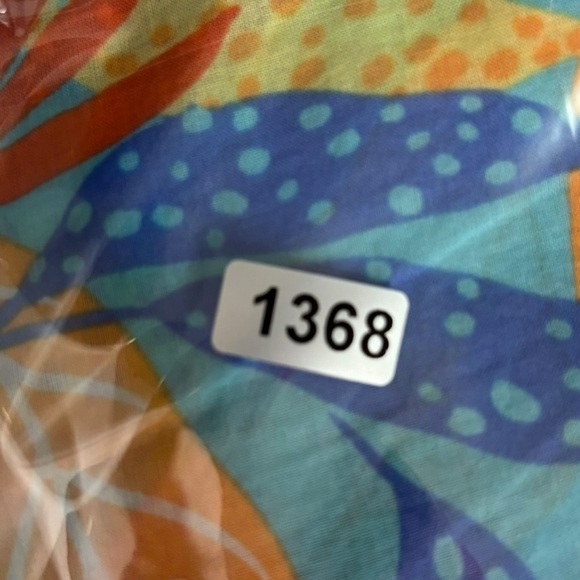 Talbots Lightweight Cotton Modern Classic Button Up Shirt Gathered Leaves Medium - Picture 11 of 11